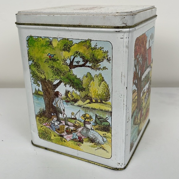 Four Seasons Rectangular Tin Vintage - Picture 4 of 6